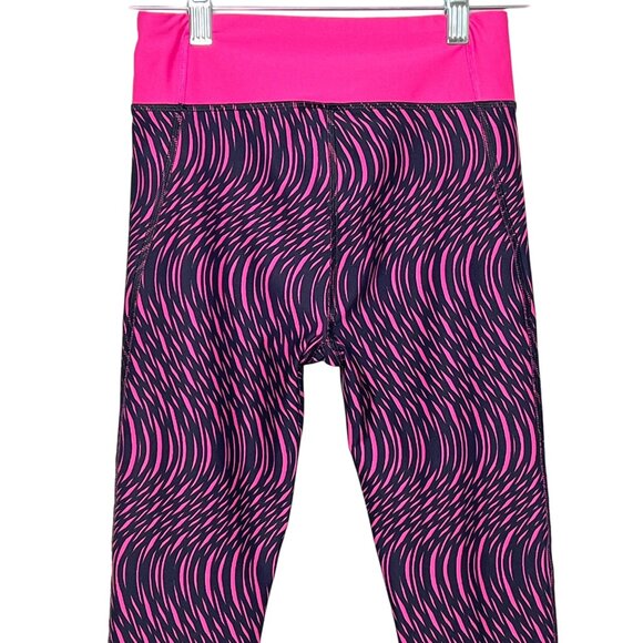 Under Armour XS Pink Black Compression Crop Leggings - Picture 7 of 10